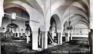 Oran - Rue Philippe - Mosquee du Pacha - interieur perspective